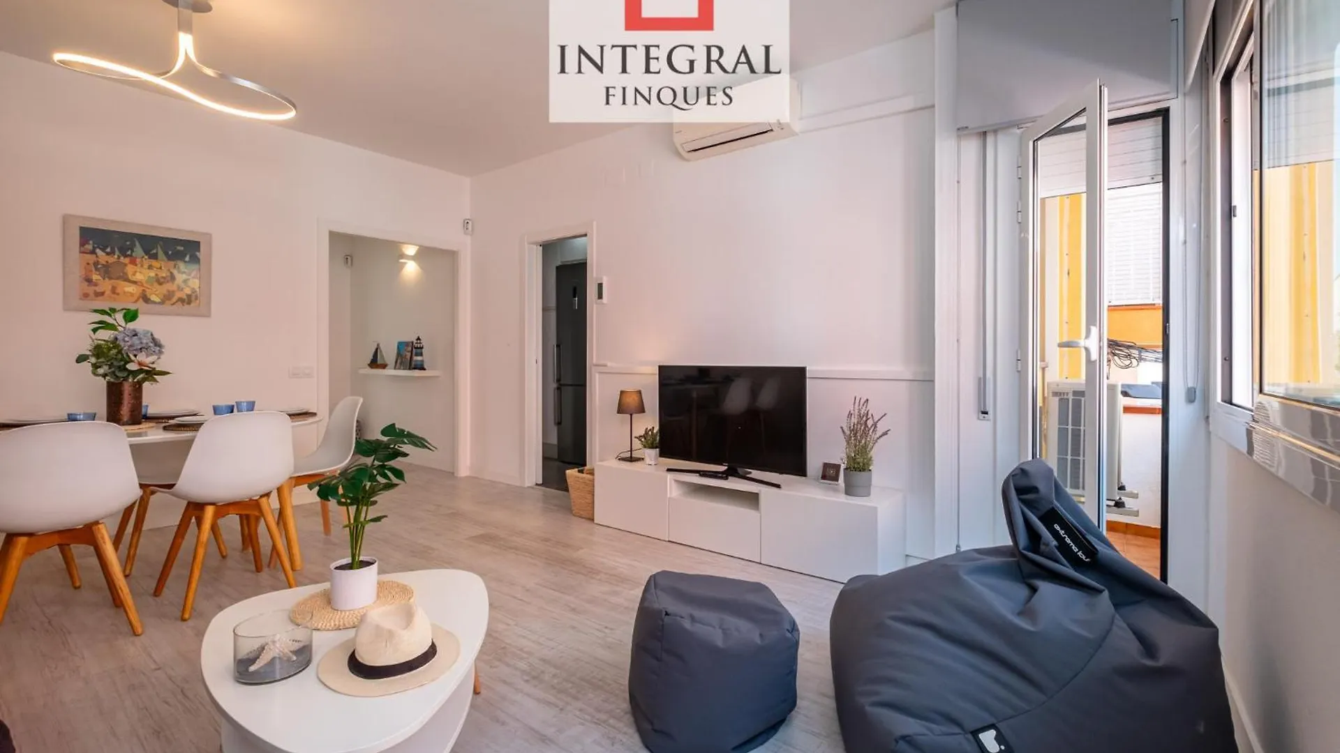 Minimal Apartment Palamos